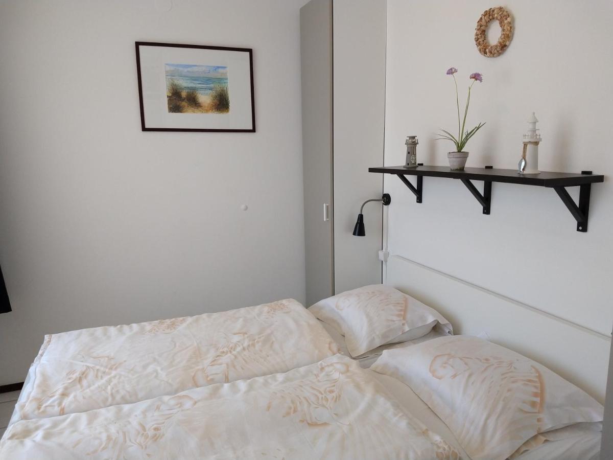 Vuurtoren Bed By The Sea Westkapelle Exterior photo